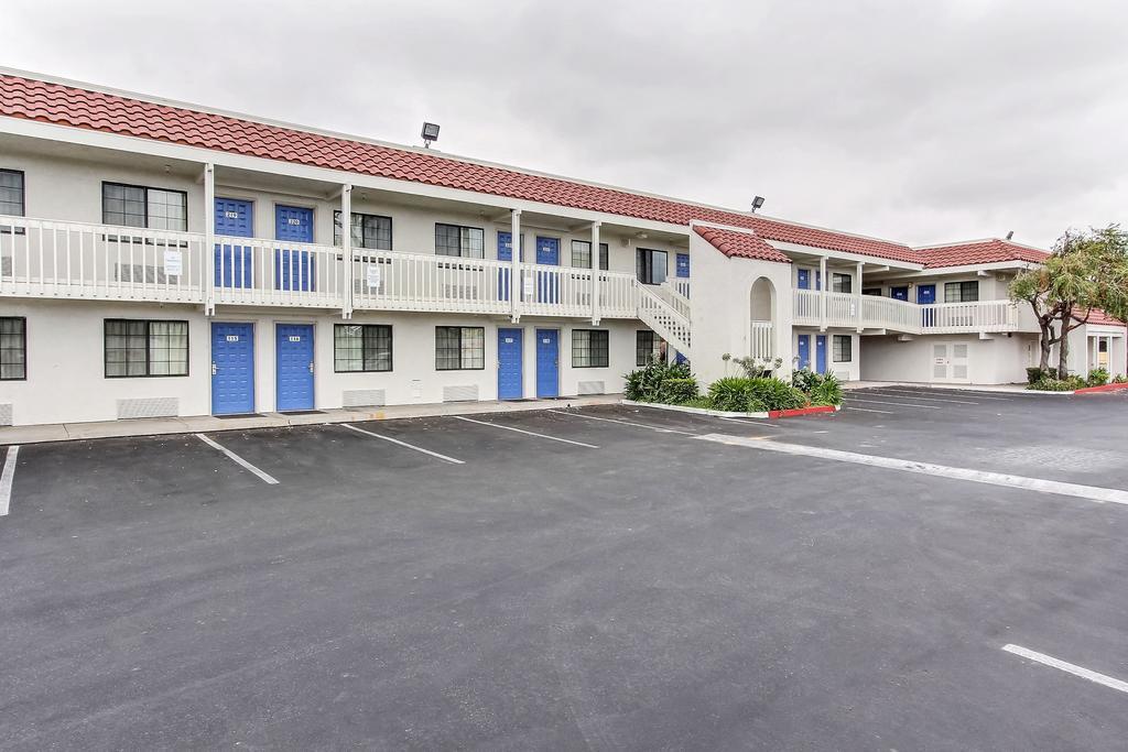 Motel 6-Salinas, Ca - North Monterey Area Luaran gambar