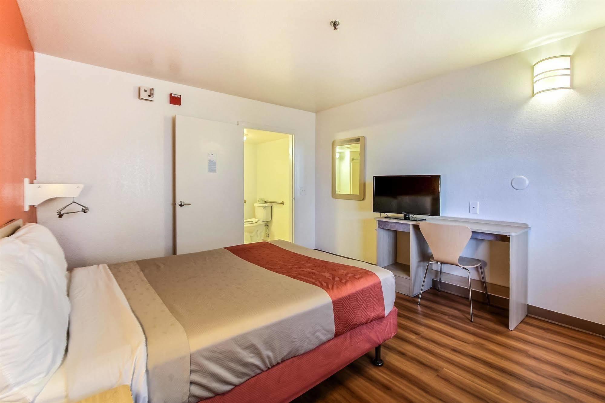 Motel 6-Salinas, Ca - North Monterey Area Luaran gambar