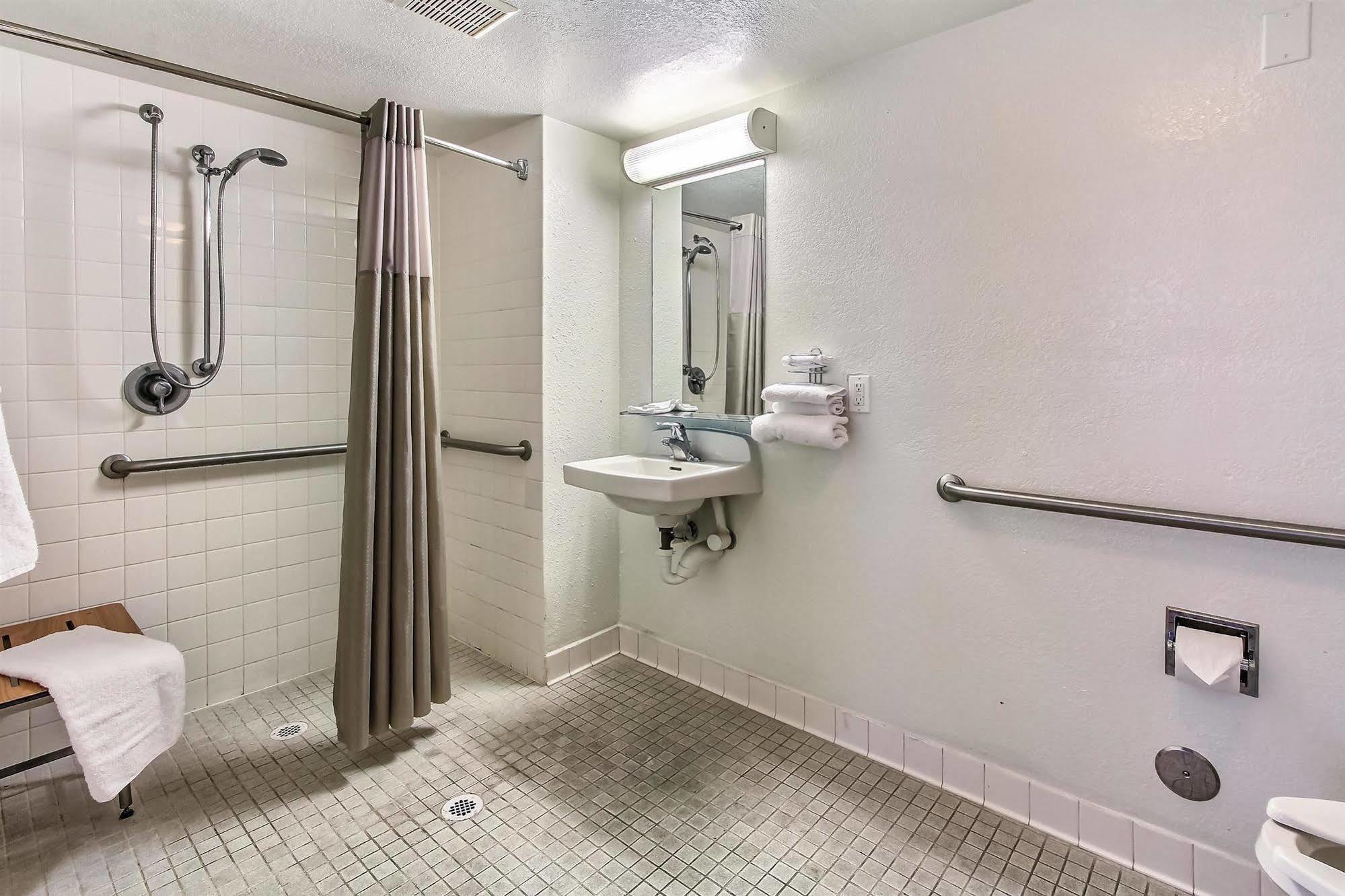 Motel 6-Salinas, Ca - North Monterey Area Luaran gambar