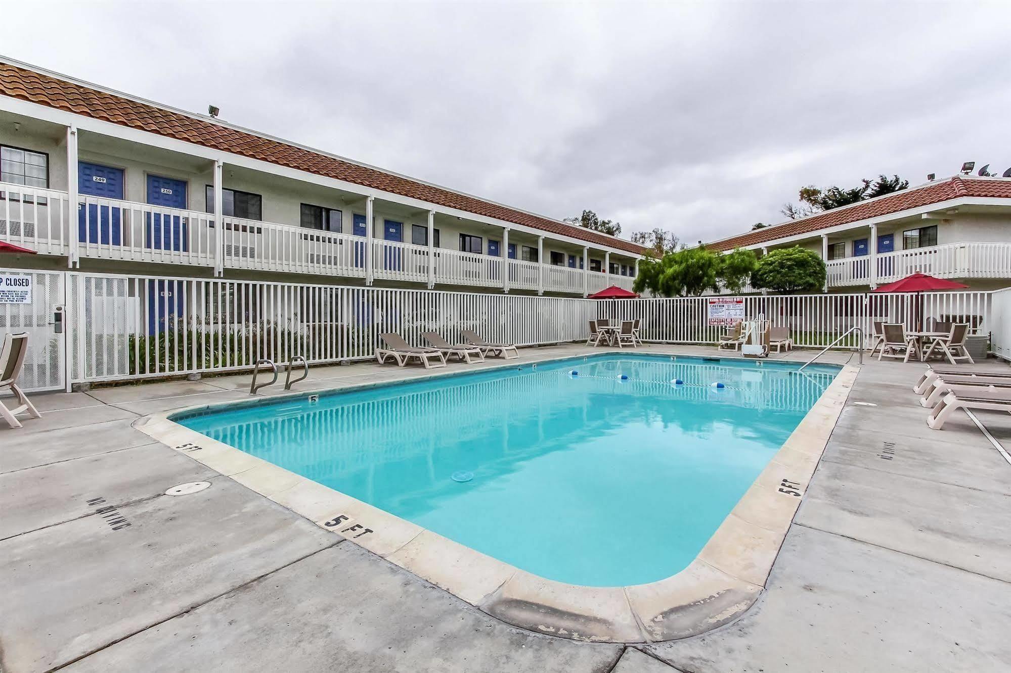 Motel 6-Salinas, Ca - North Monterey Area Luaran gambar